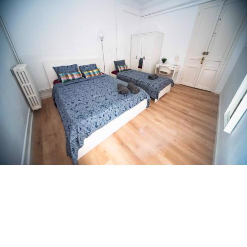 By Rambla de Catalunya Rooms