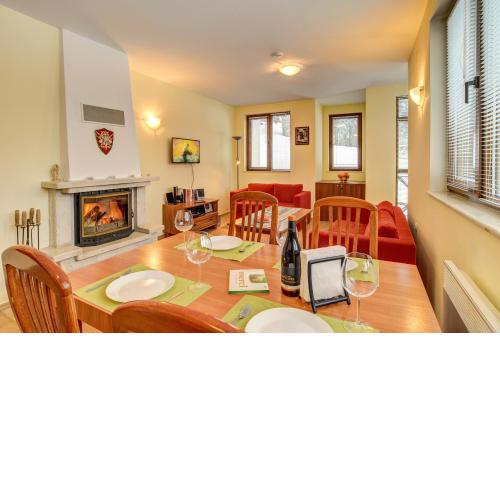*By the Fireplace* Cosy 1BD Flat with a nice view