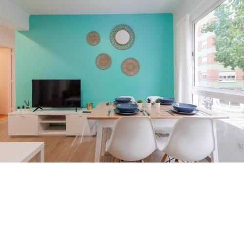 C29 Beutiful & Shiny 4 Bdrm Apartment