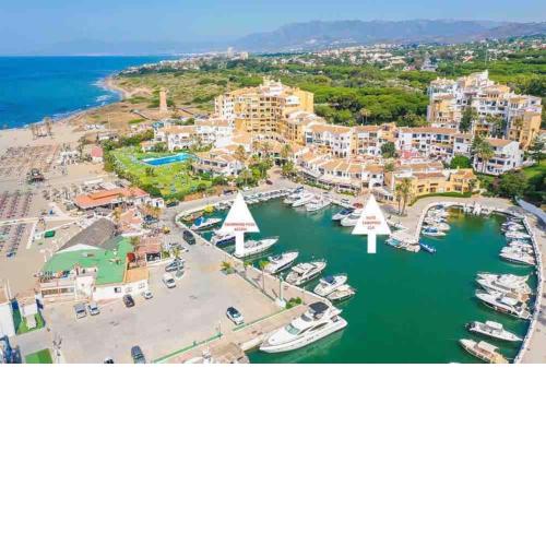 Cabopino Beach & Marina Apartment