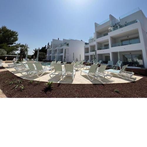 Cabot Las Velas Apartments