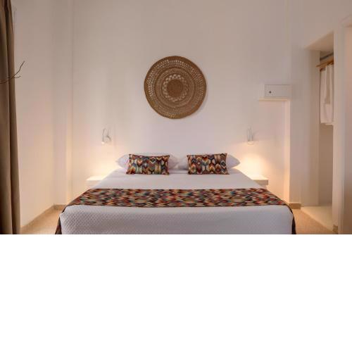 Cal Day Rooms Santorini