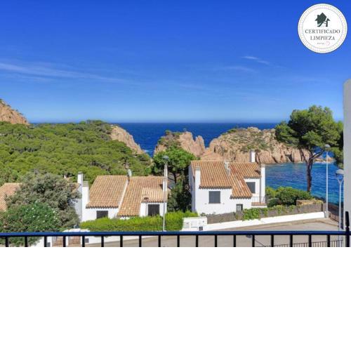 Cala Nostra- Roca Rosa