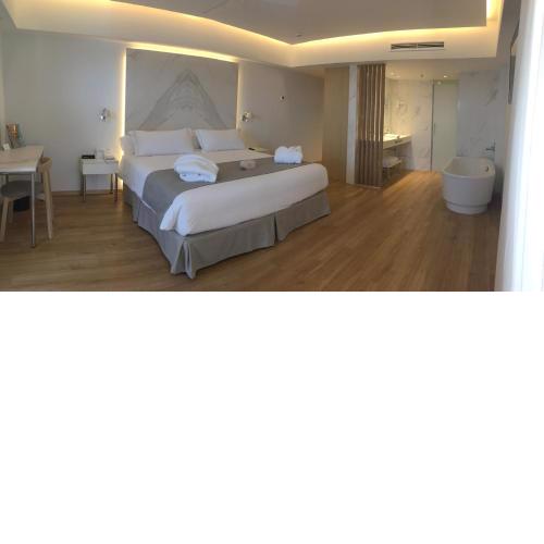 Caleia Talayot Spa Hotel - Adults Only