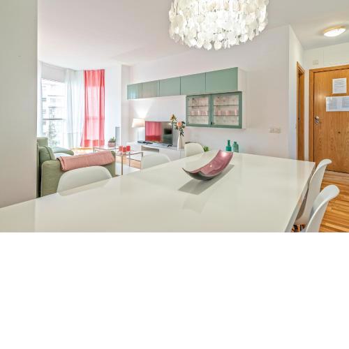 Cálido apartamento con piscina en Barcelona