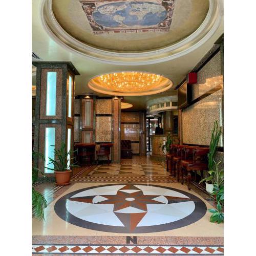 California Hotel