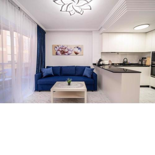 Calle Dinamarca 3 , Beautiful one bedroom appartment, recently renovated, 1 min from Los Locos beach