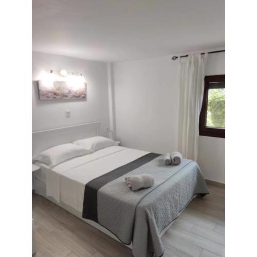 Calma Kourouta Apartments