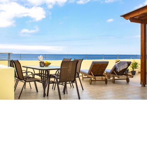 Calme luxury residence