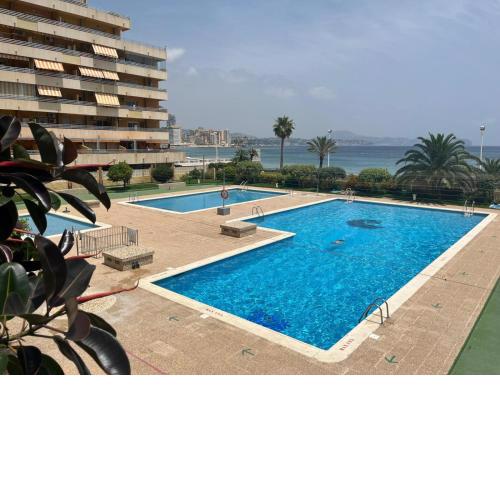 Calpe apartamento 1a linea de playa piscina reformado wifi aire