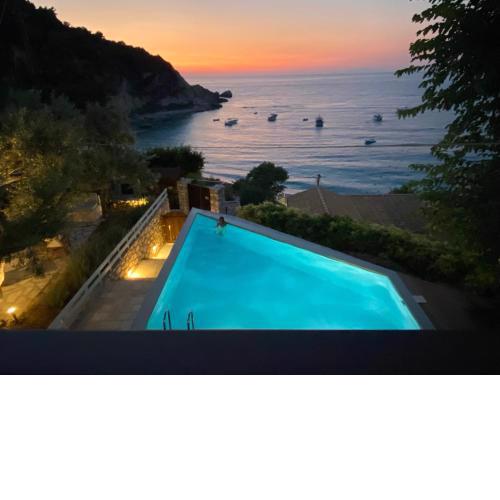 Caltabania Suites