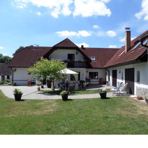 Camping & Guest House Pliskovice