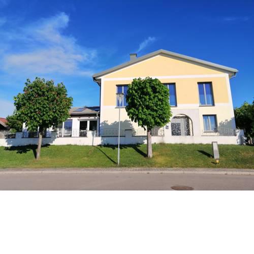 Campingblick-Gästehaus-Ferienwohnungen