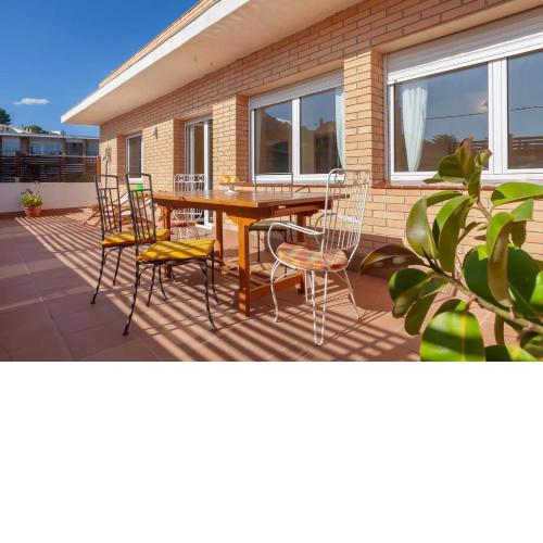 Can Stella, luminoso apartamento de playa en Costa Dorada - Tarragona