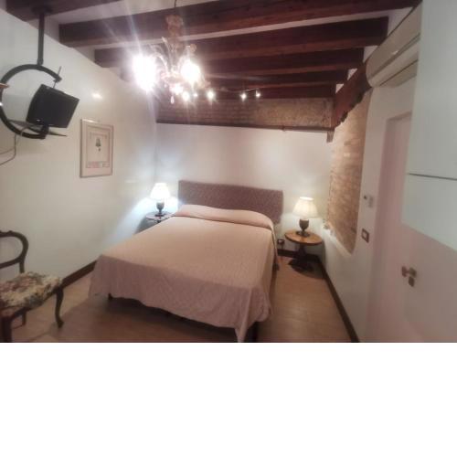 Canal View Studio Flat