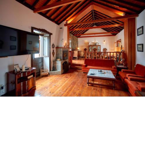 Canarian Rural 4BR Home - Terrace - Views - BBQ