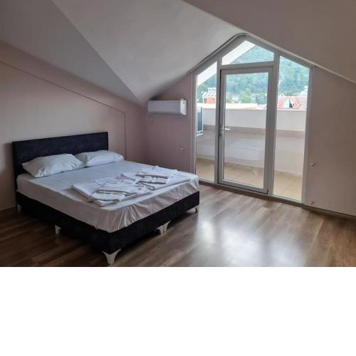 CANER ÇATI DAİRE