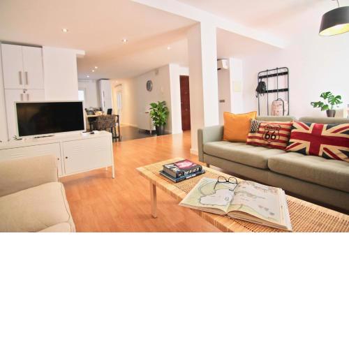 Canovas Family Home