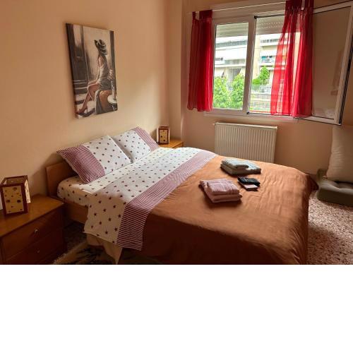 Capital apartment next to Metro station with parking spot to explore Athens