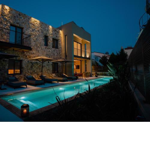 Capital Luxury Suites
