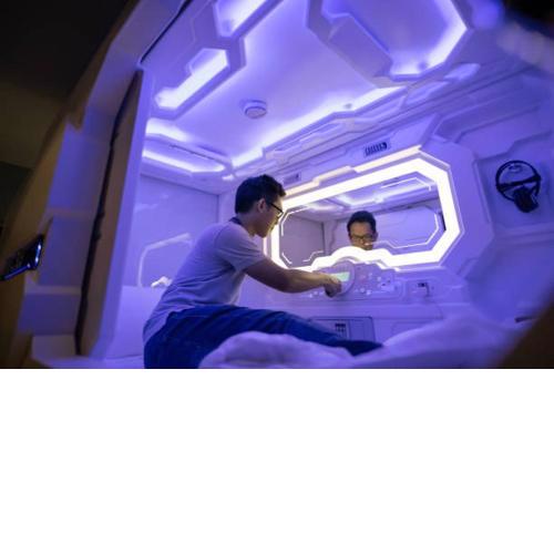 CAPSULE INN VALENCIA