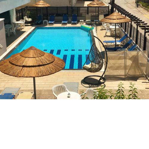 Caravel Hotel Apartments