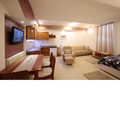 Carla Studio Apartment