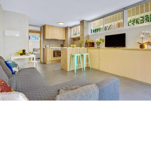 Carlos Beach Ground Floor Apartment & Parking