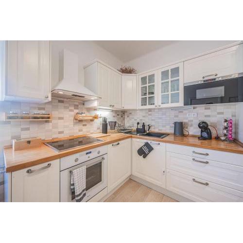 Carolina's Great Choice For Your Stay At Hradec Kralove