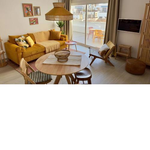 Carreta Atico by sea Historic Sitges