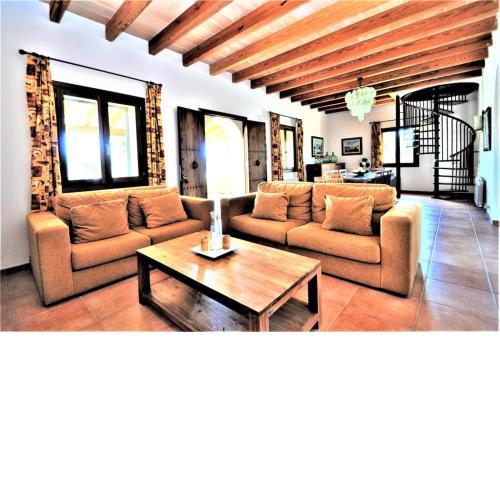 CAS BORRASSOS- Finca con piscina privada y Vistas Despejadas