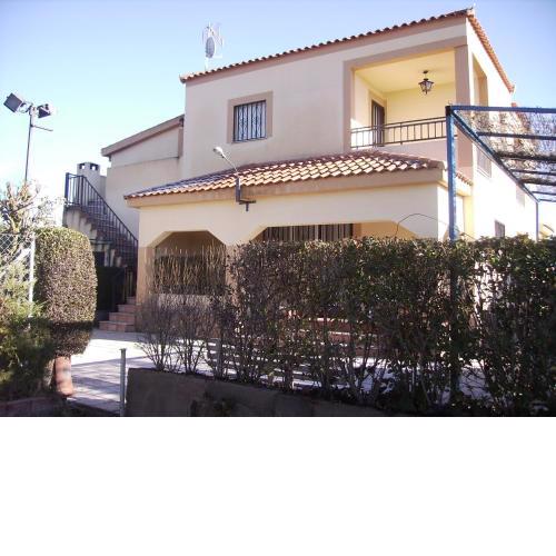 Casa Akay