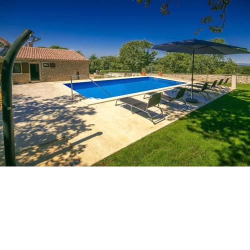 Casa Ana Tripari