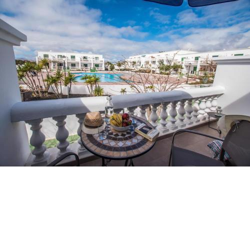Casa Anemona with terrace shared pool sea views and free wifi