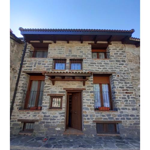 Casa Arangol