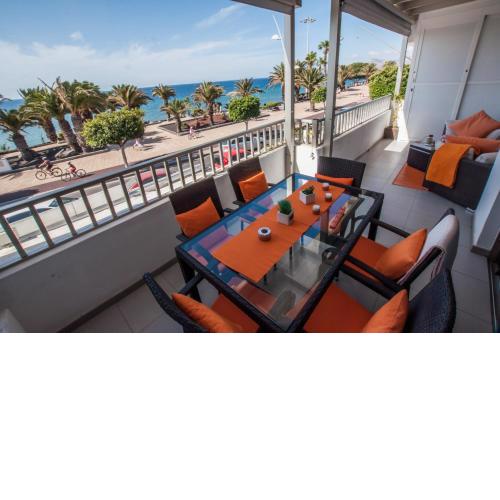 Casa Atlantico on the front line with amazing sea views
