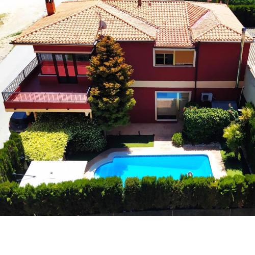 Casa Axier-Chalet con Piscina privada y chimenea