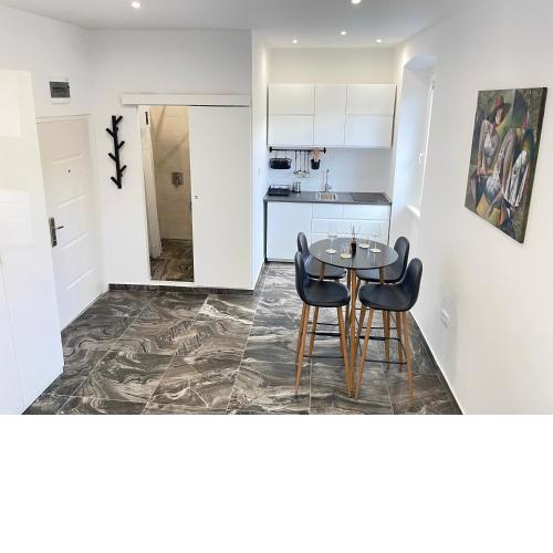 Casa Capris