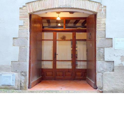Casa Castelló d'Empúries, 4 dormitorios, 8 personas - ES-228-96
