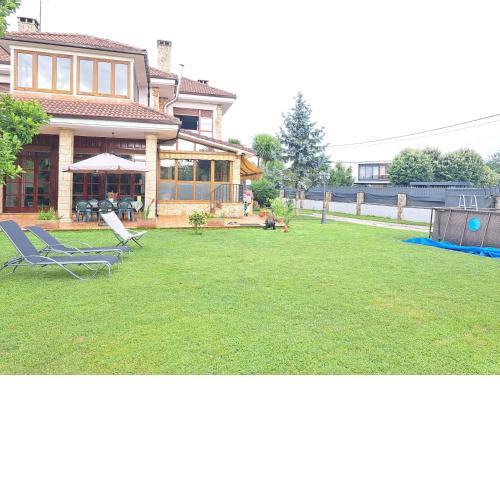 Casa Chalet, Villa Elisa