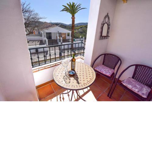 Casa Clara, Frigiliana 2 Bedroom Apartment with communal pool HansOnHoliday Rentals