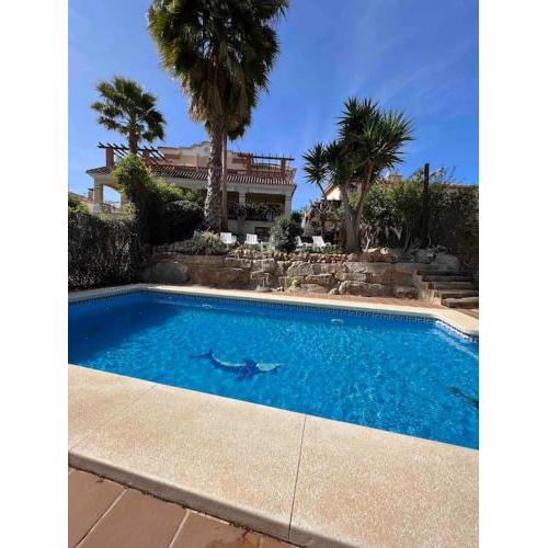 Casa con piscina en el centro de Marbella.