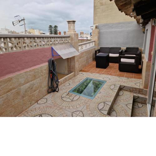 Casa con terraza a 10min de la playa