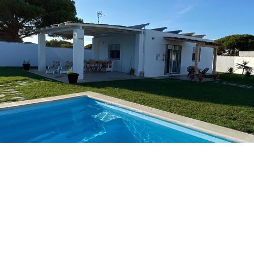 Casa Costa Ecologica de design con Piscina y Jardin