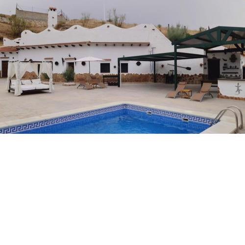 CASA CUEVA LOS HONORIOS
