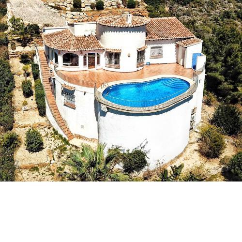 Casa Dalí lot of space, fantastic views
