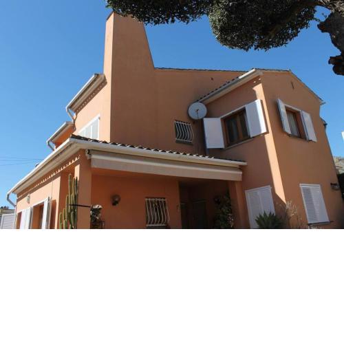 Casa de 3 habitaciones en Torroella De Montgri