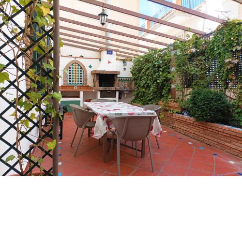 Casa de la Portuguesa, bonita terraza con barbacoa