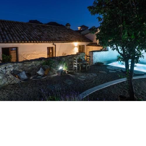 Casa De Los Cuadros