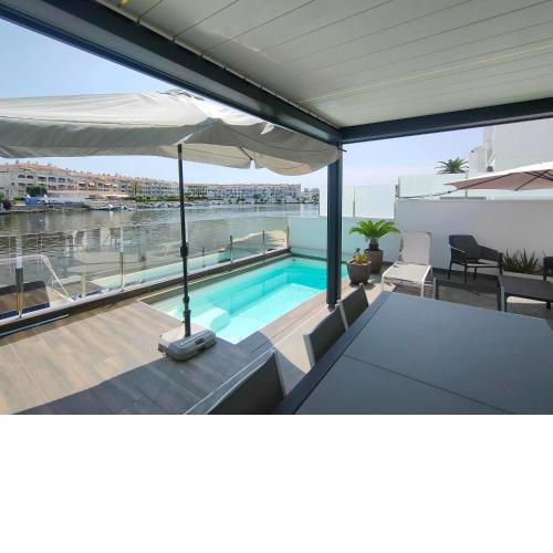 Casa de vacaciones con piscina y vistas al lago- Empurialola -138